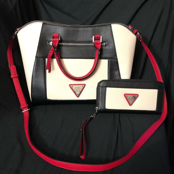 Guess Handbag & Wallet NWOT SOLD - Picture 2 of 6